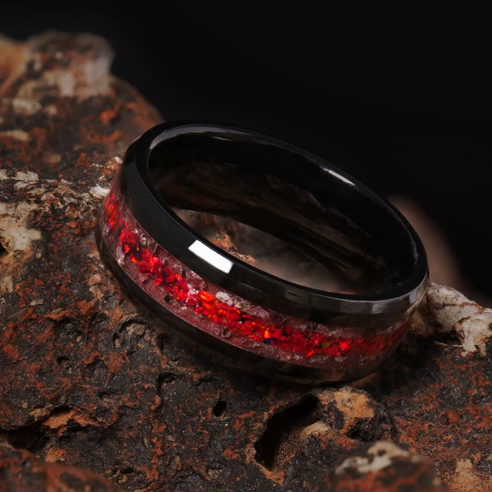 Garnet Lava Pit Glowstone Ring on Black Ceramic