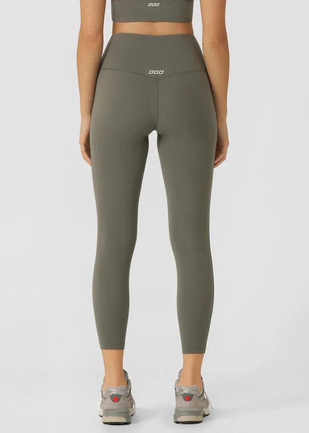 Lotus No Chafe Phone Pocket Ankle Biter Leggings