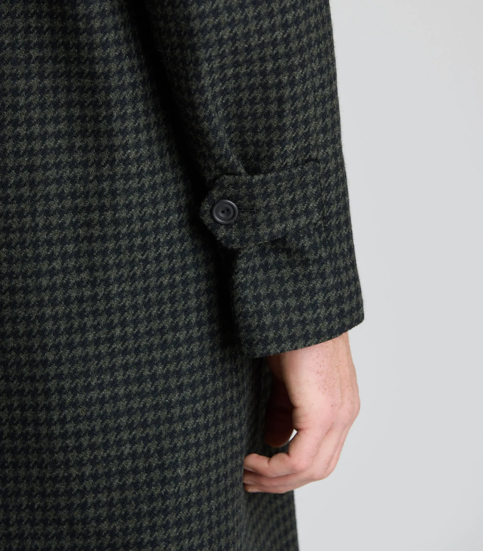 Olive/Midnight Houndstooth Raglan Sleeve Overcoat