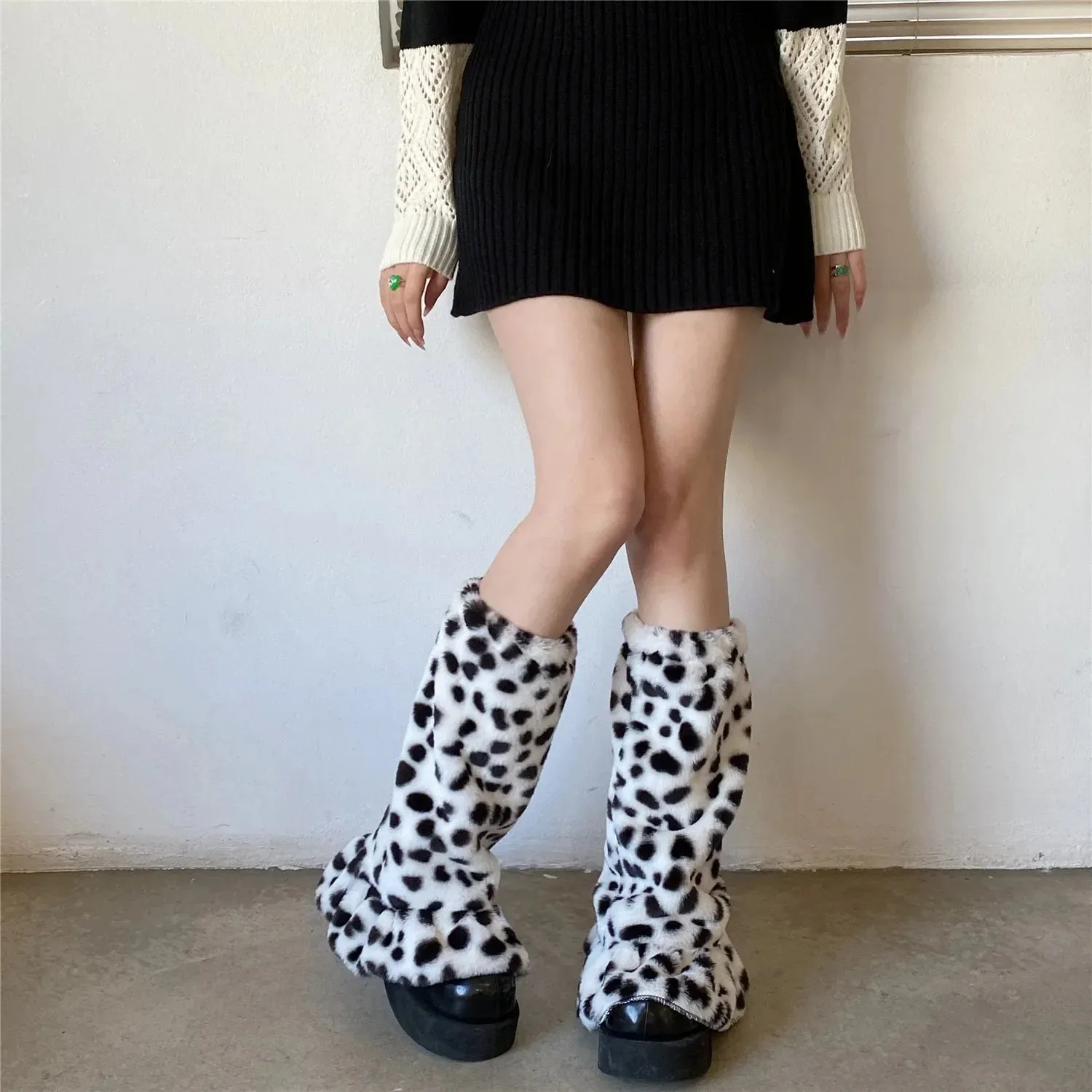 Sohiwoo Japanese Leg Warmers Harajuku Boot Cuffs Long Ankle Warmer JK Lolita Socks Boho Knit Sock Sets Thigh Garter Winter Leg Warmers