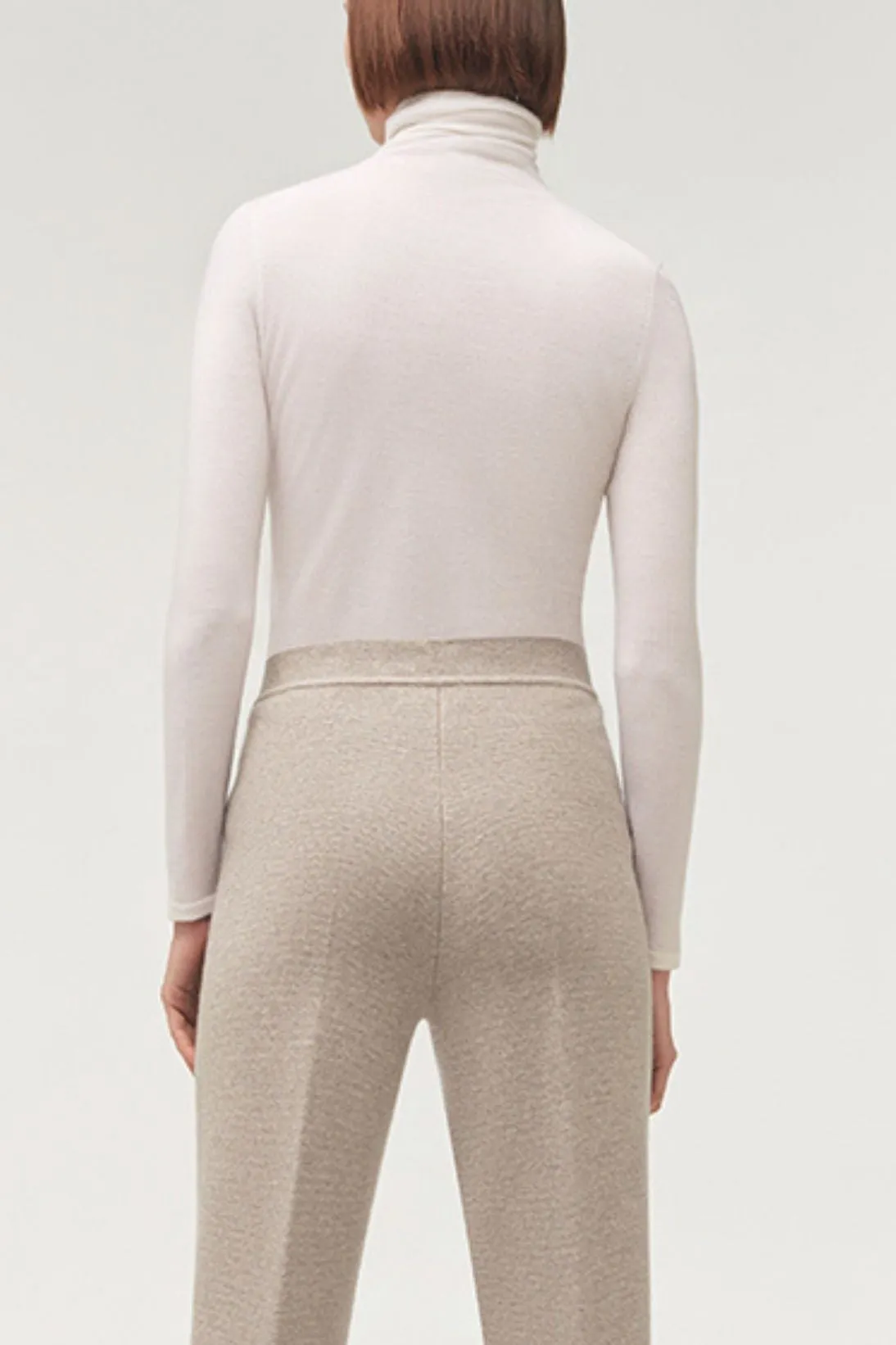 SUPERFINE CASHMERE TURTLENECK